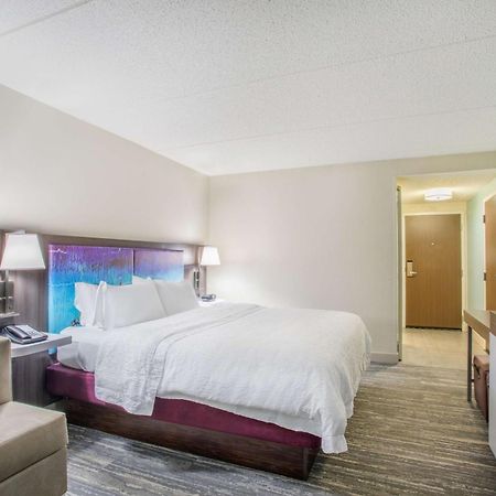 Hampton Inn Фишкилл Экстерьер фото