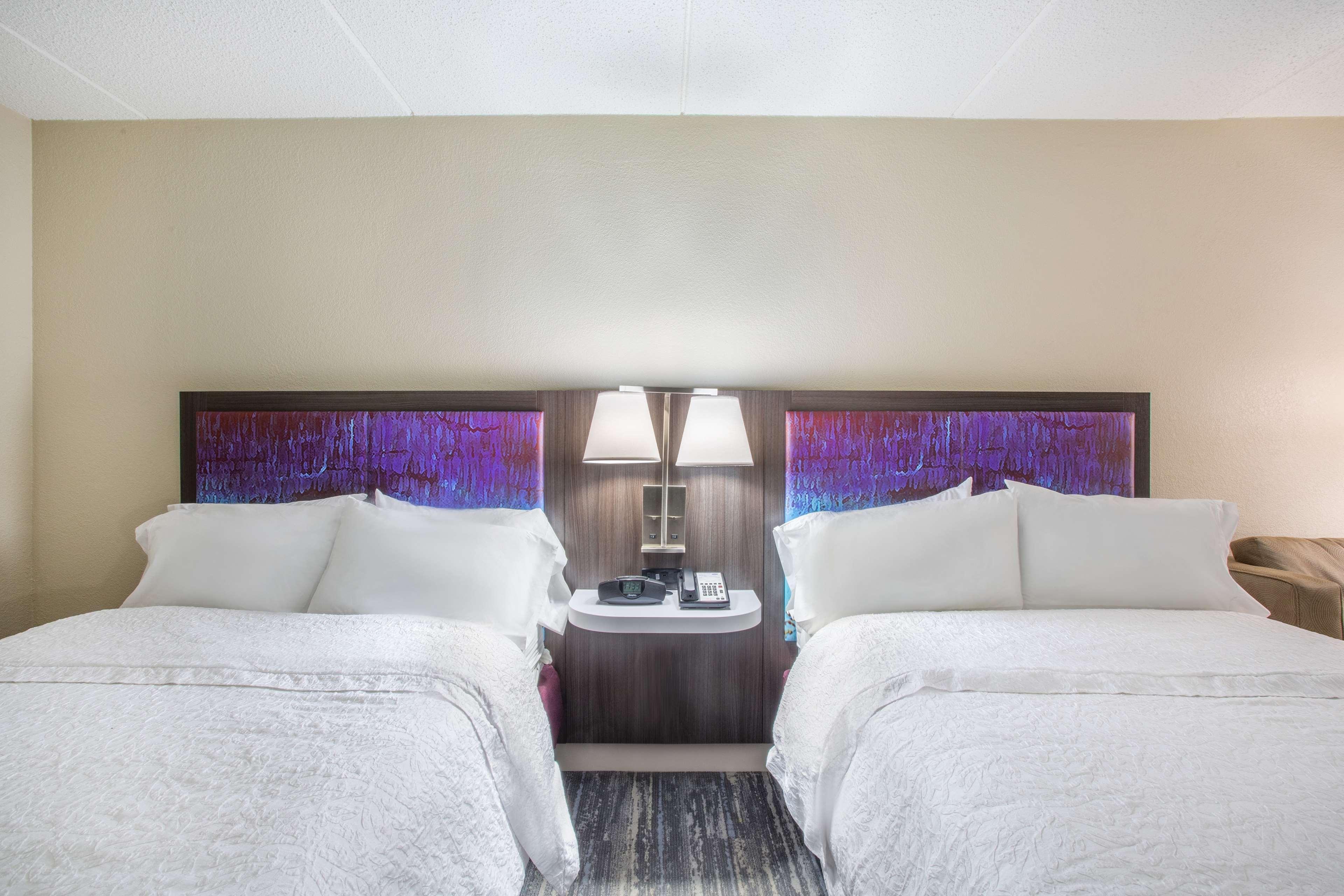 Hampton Inn Фишкилл Экстерьер фото