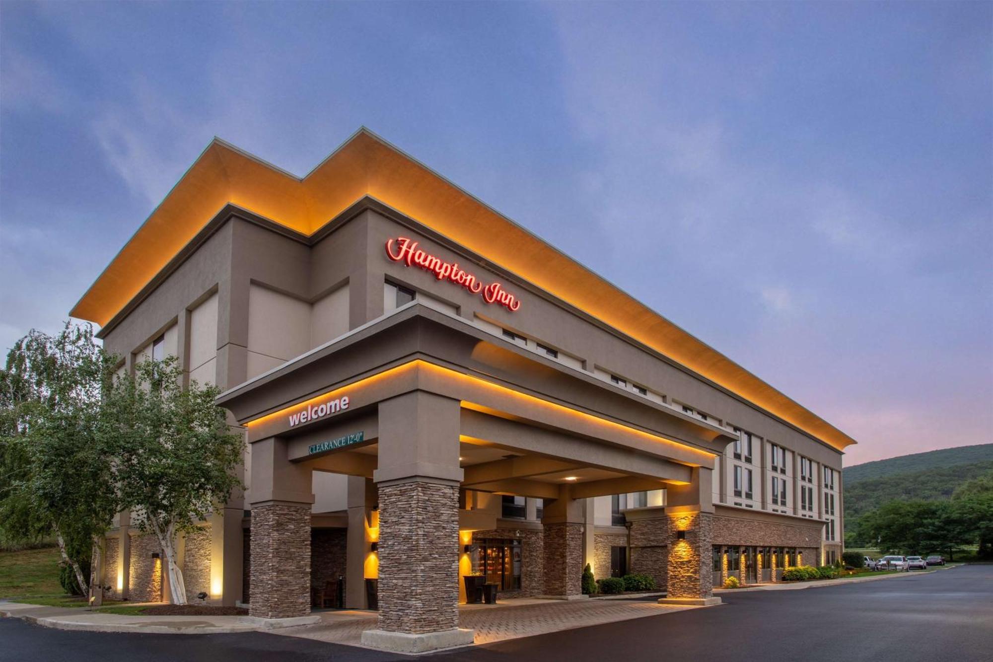Hampton Inn Фишкилл Экстерьер фото