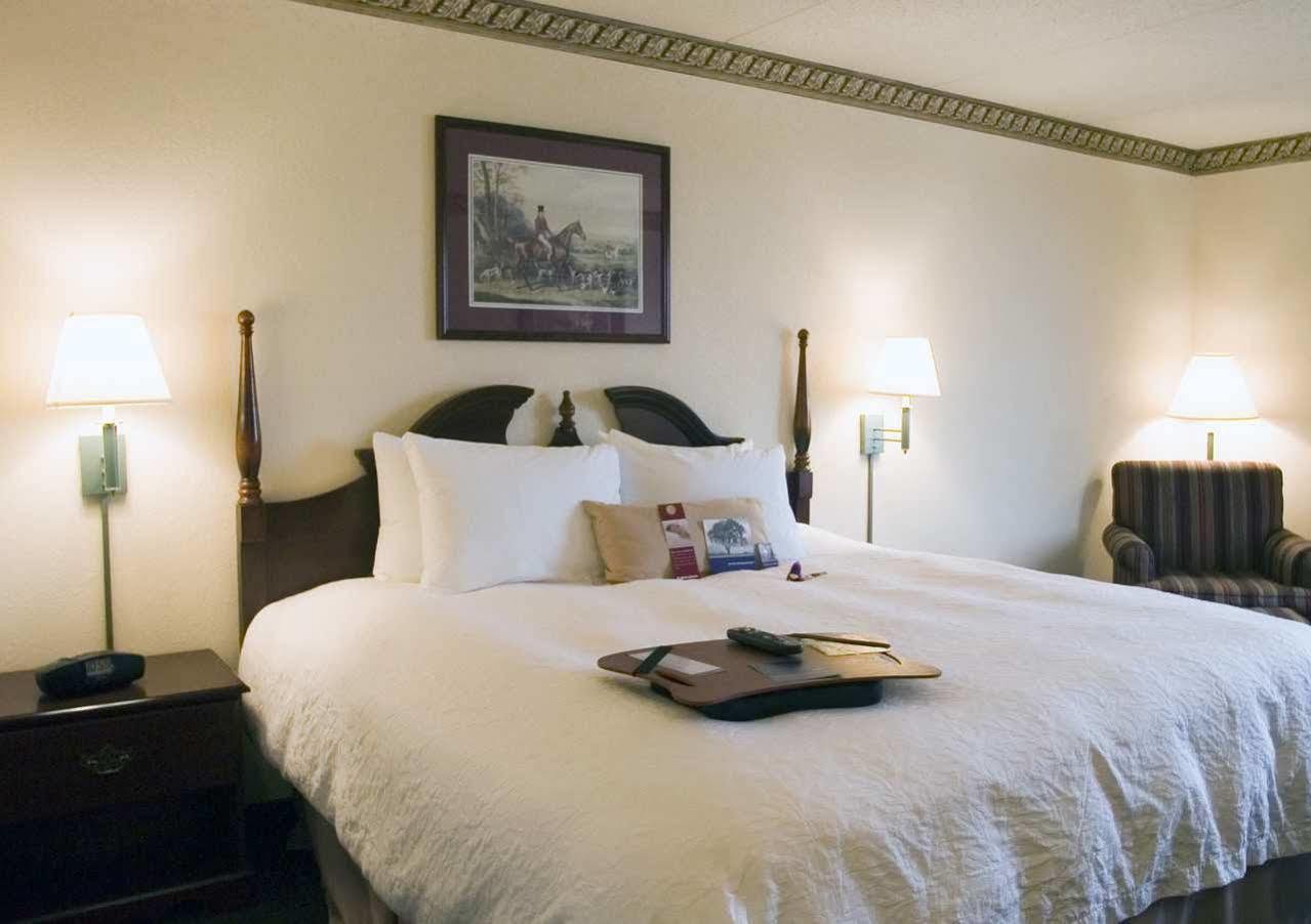 Hampton Inn Фишкилл Экстерьер фото